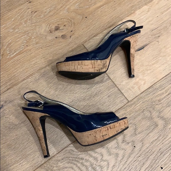 Nine West Navy Heels | Curbside last chance to buy - Picture 6 of 15